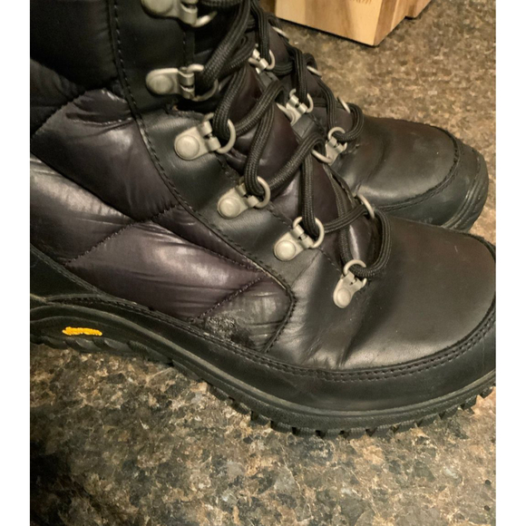 Ugg Kintla Boots - Picture 4 of 10